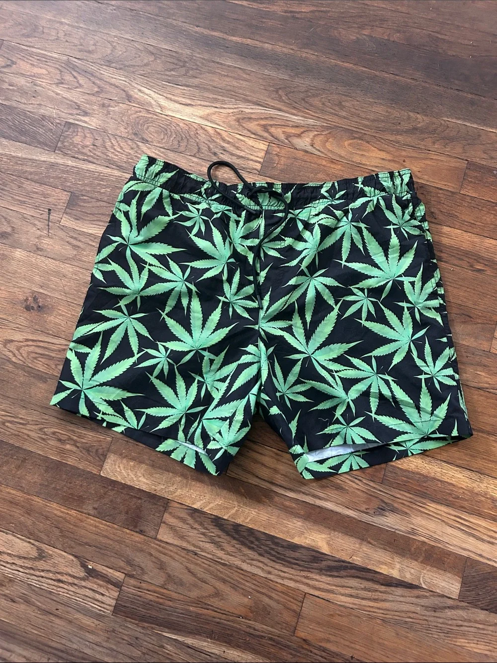 Fashion Nova Men Black Swim Shorts with Bright Green Leaf Print
